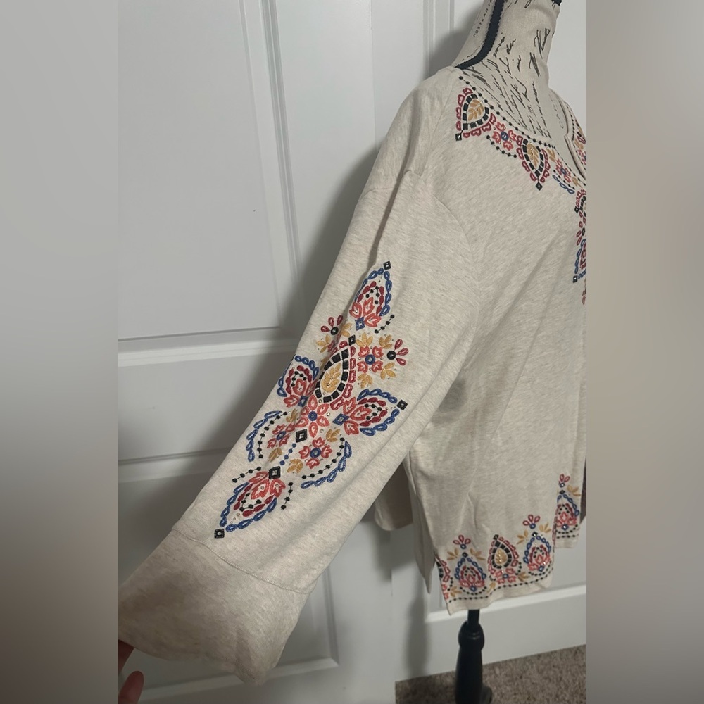 Alfred Dunner Cream Tunic with Colorful Embroidery - Picture 5 of 9